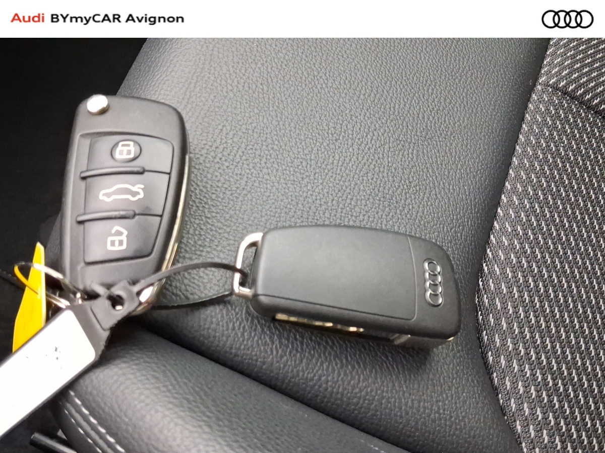 Audi Q2 35 TFSI 150 S tronic 7 — photo 25