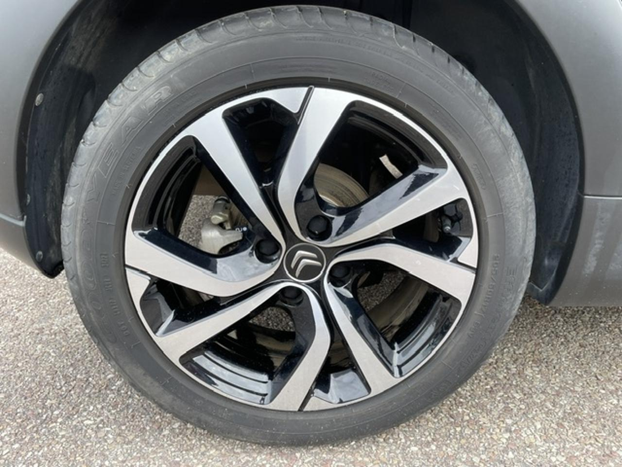 Citroën C3 puretech 110 s&s bvm6 shine pack — photo 11