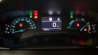 Peugeot 2008 1.2 Hybrid 145ch Style e-DCS6 — photo 10