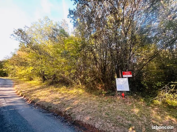 Vente terrain constructible de 1612 m²