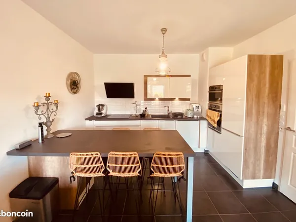 Appartement location Saint Julien centre ville