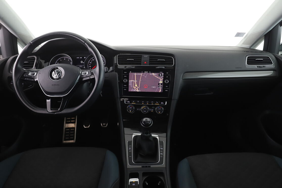 Volkswagen Golf VII 1.0 TSI IQ.Drive BV6 — photo 11