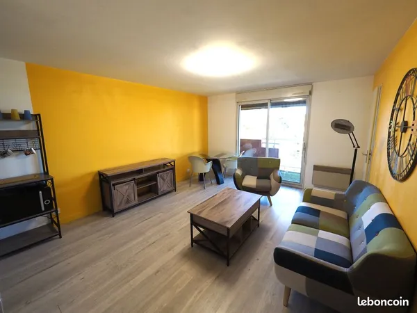 Idéal jeune actif ou étudiant - T1 bis meublé 35 m² + terrasse + parking - calme, tout équipé