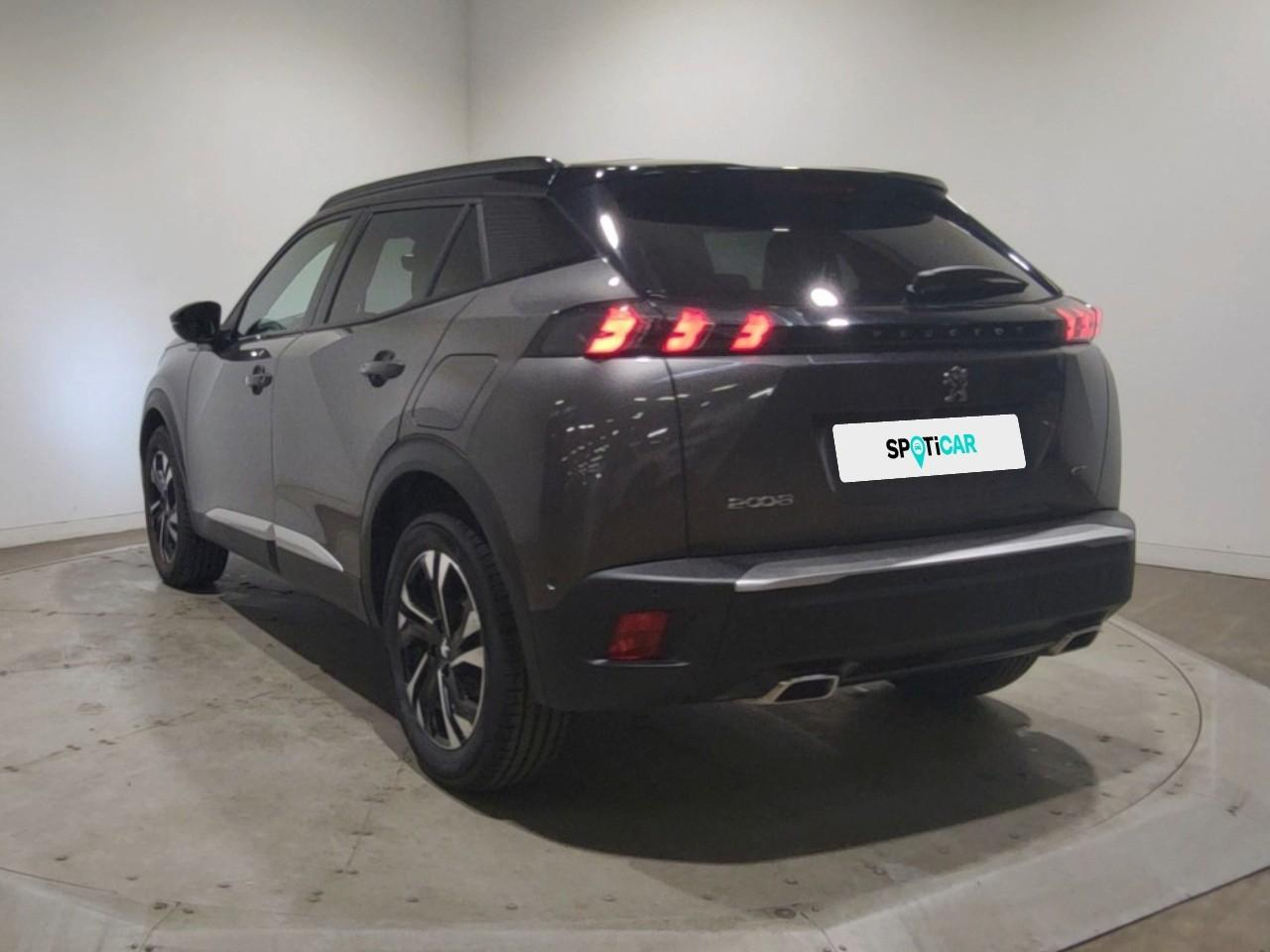 Peugeot 2008 puretech 130 s&s eat8 gt — photo 3