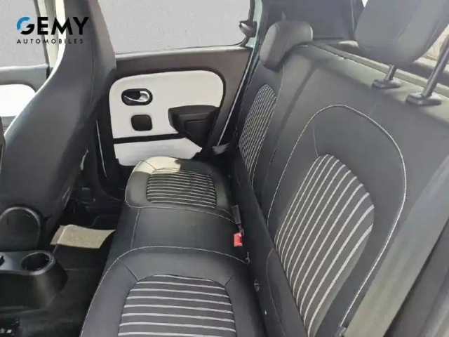 Renault Twingo iii e-tech — photo 10
