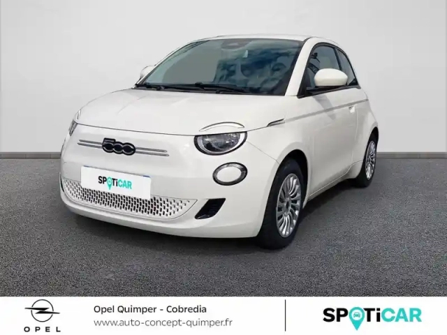 Fiat 500 e 95ch action