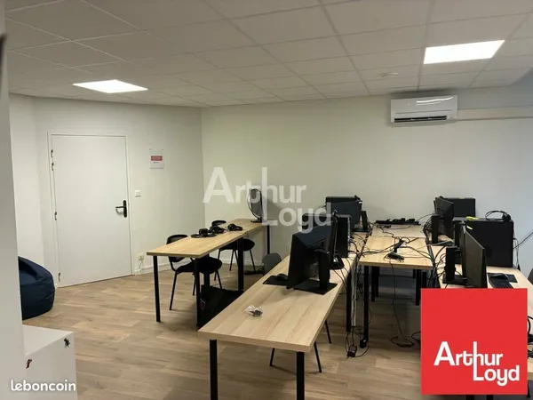 Bureaux 200 m² LA ROCHE SUR YON