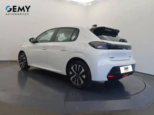 Peugeot 208 hybrid 100 e-dcs6 — photo 7