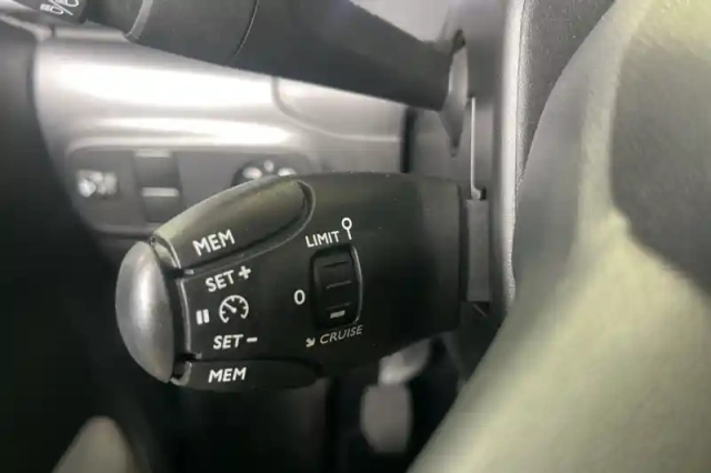 Citroën C3 societe bluehdi 100 s&amp;s bvm6 — photo 21