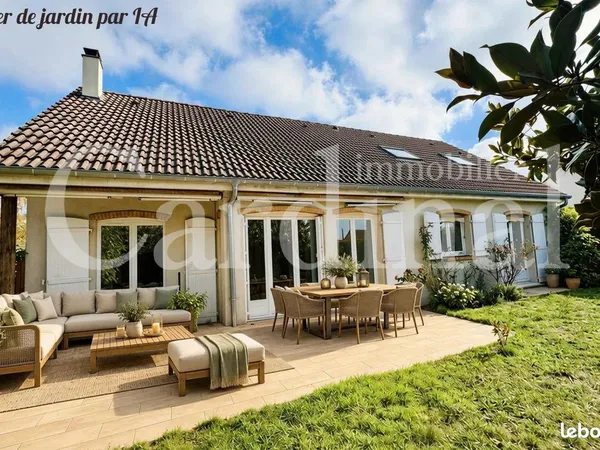 Maison 8 pièces 181 m²