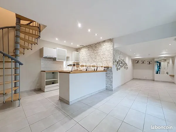 Maison 2 pièces 47 m²