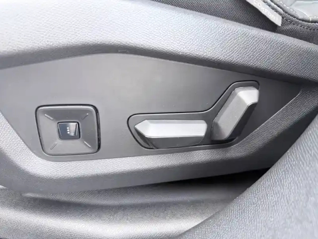 Peugeot 3008 plug-in hybrid 195 e-dcs7 — photo 79