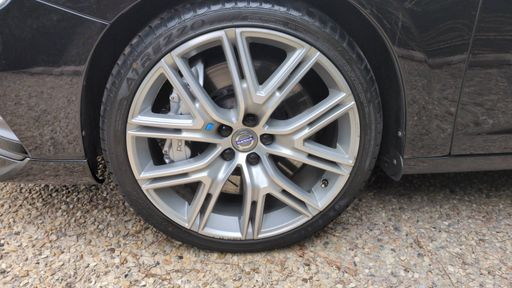Volvo V60 2.0 T6 367 AWD Geartronic - Polestar – 2017 – 115440 km – Essence – Boîte Automatique — photo 10