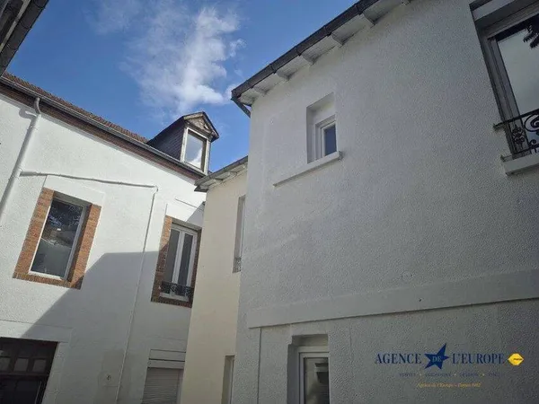 Immeuble 300 m²