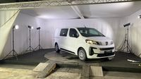 Peugeot Expert M 2.2 Diesel 150ch Cabine Approfondie Fixe automatique — photo 3