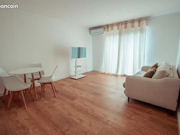 Studio 1 pièce 29 m²