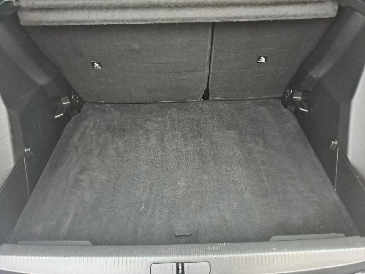 Peugeot 2008 puretech 100 s&s bvm6 active pack — photo 6