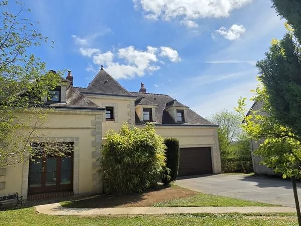 Maison familiale 10 pièces 212 m²