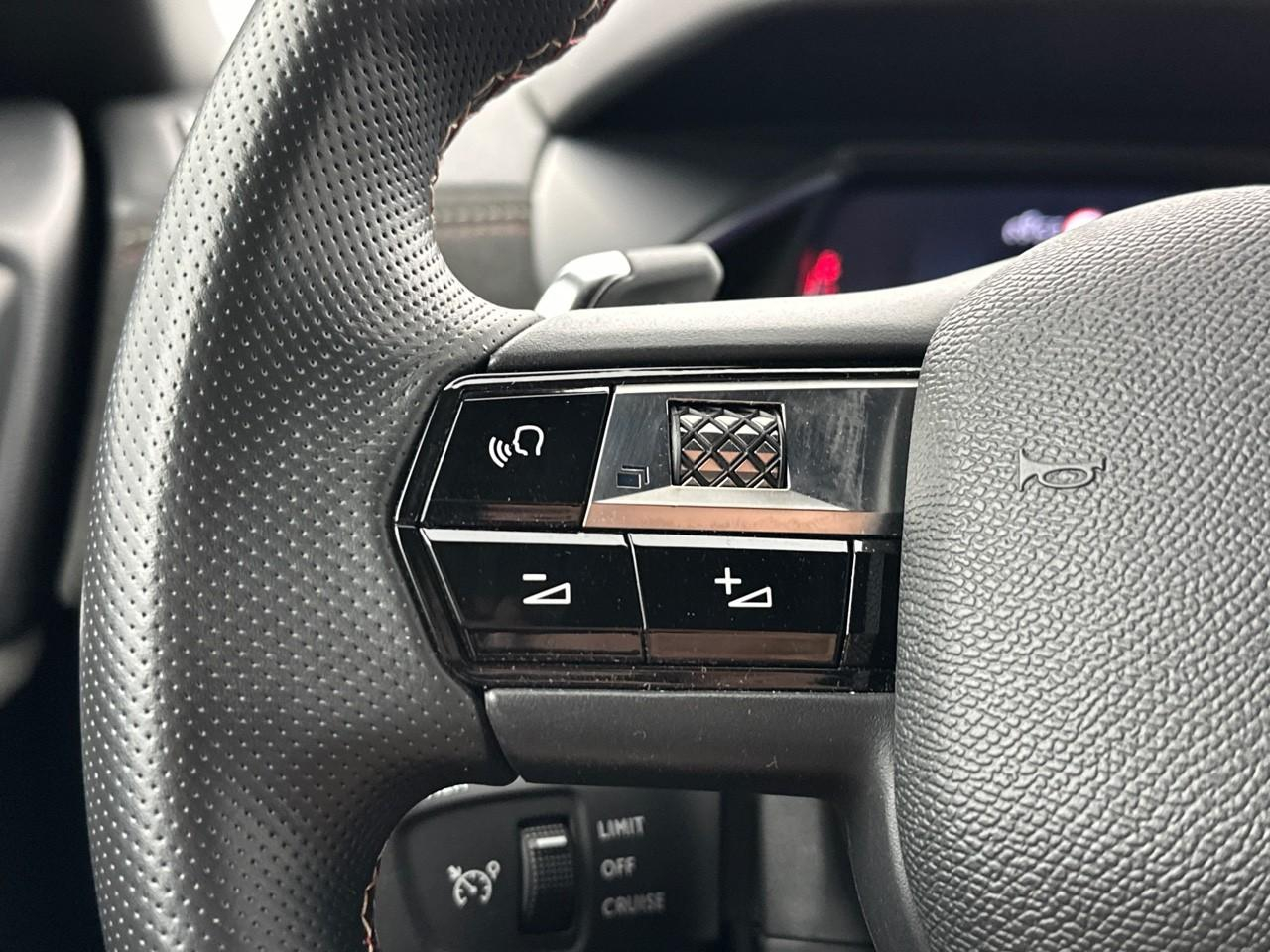 Ds Ds 3 crossback puretech 130 eat8 performance line+ — photo 21