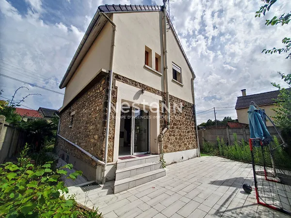 ERMONT CERNAY : Maison 4 chambres avec jardin et garage vide ou meublé au choix