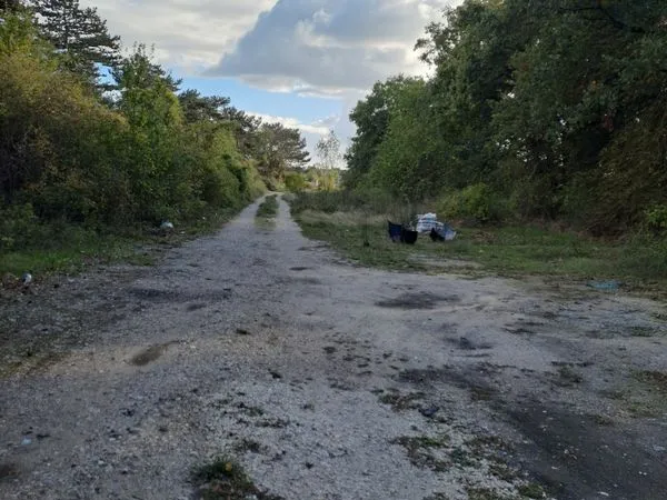 ​Terrain de 2348 m² viabilisable - Zone Industrielle de Fossé (41)