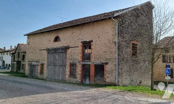 Local d'activités 150 m²