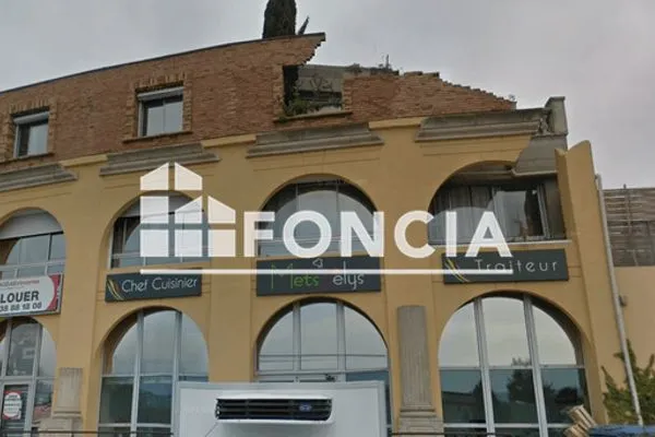 LOCAUX_COMMERCIAUX