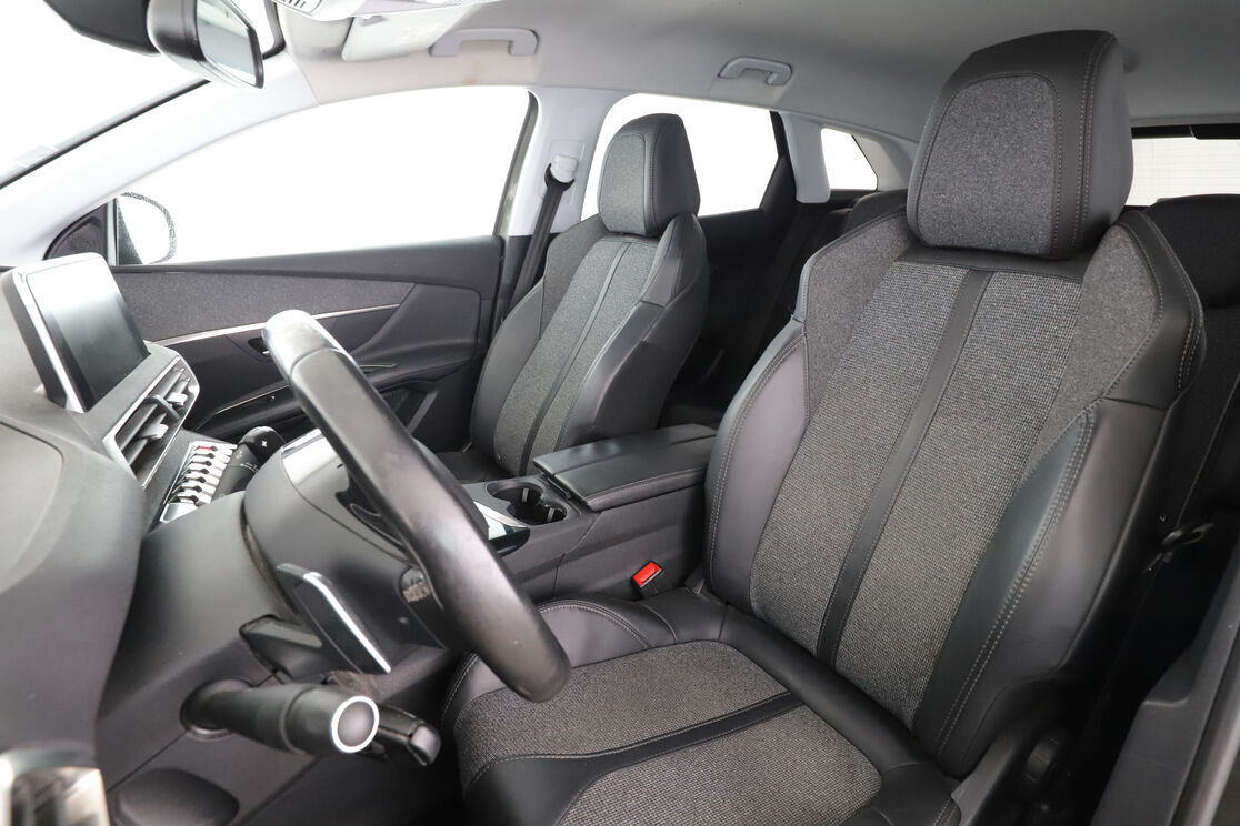 Peugeot 3008 1.6 THP Allure EAT6 — photo 9