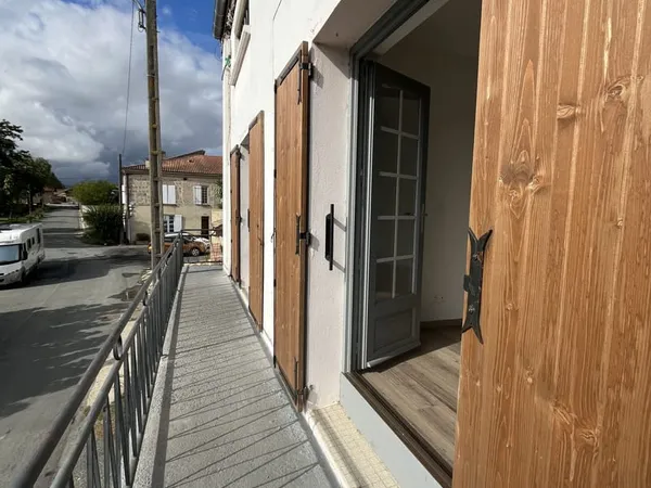 APPARTEMENT T3 AVEC BALCON VU SUR LA GARONNE
