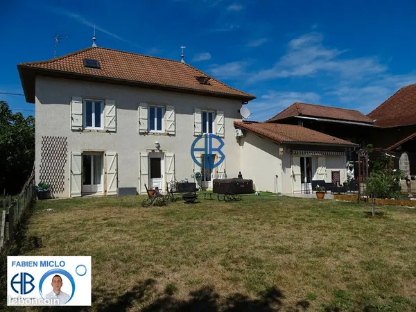 Maison 7 pièces 160 m²