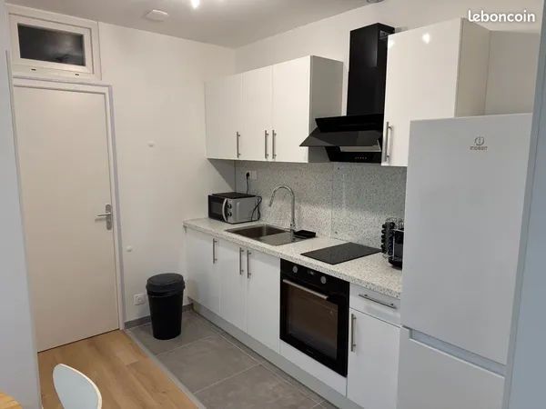 Appartement T2 Meublé Clé en Main - Élégance et Modernité