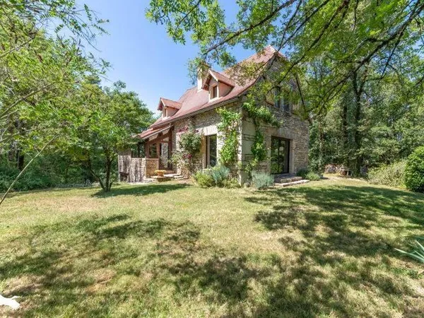 Maison 5 pièces 150 m²