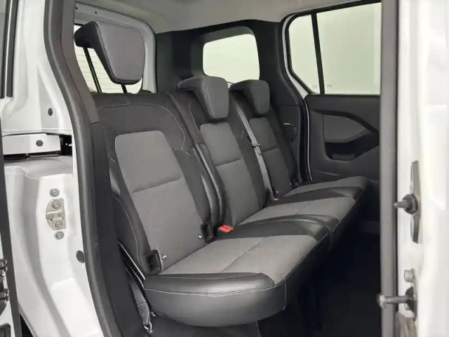 Renault Kangoo blue dci 95 — photo 30