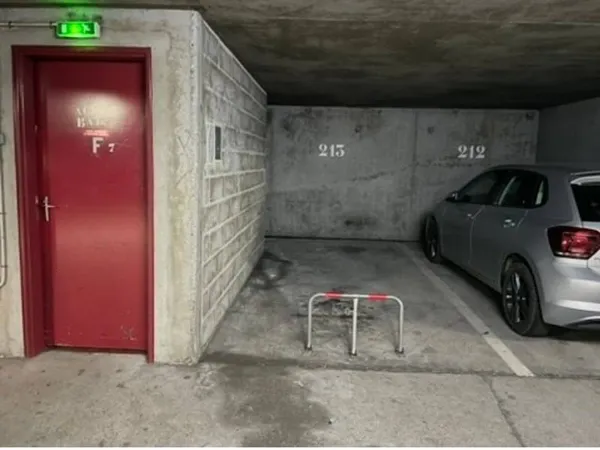Parking 11 m²