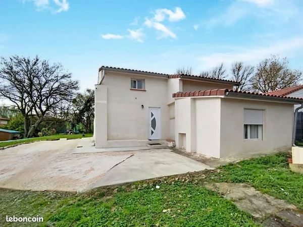 Maison rénovée 2022 - 4 chambres - calme - 690 m² sans vis-à-vis