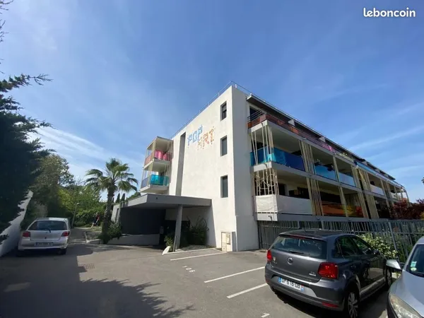 Studio 1 pièce 25 m²