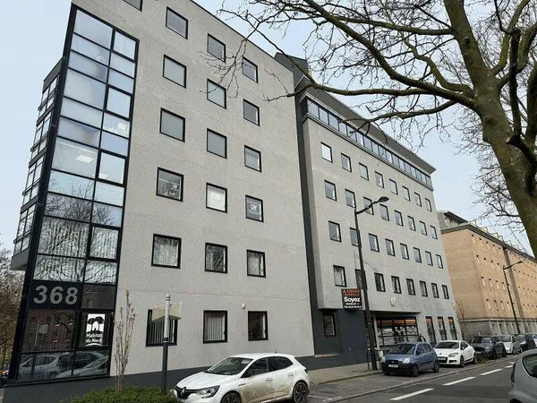 Bureaux 180 m²