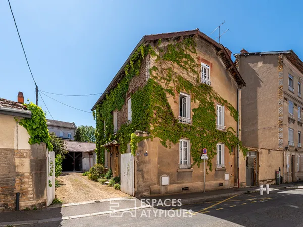 Maison bourgeoise avec dépendances et appartement indépendant en hypercentre
