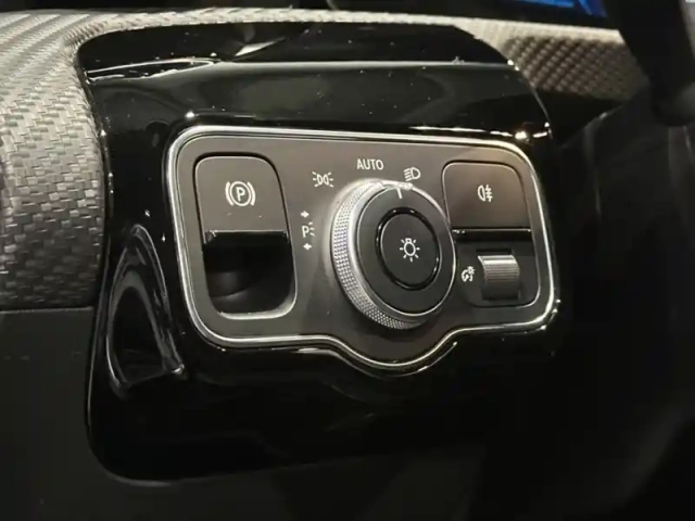 Mercedes Classe A 180 style line — photo 13