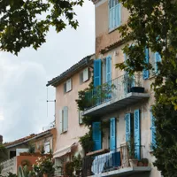 Marché immobilier Auch 2026 : prix, escalier monumental et le paradoxe d'une préfecture plus chère au m² que le Gers, malgré des logements plus petits
