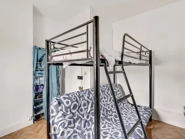 Vends T1 - 8.5m² - Paris 8Ème