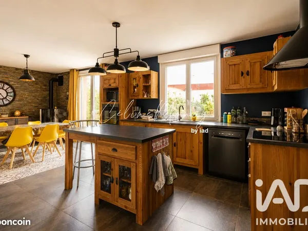 Maison 6 pièces 135 m²