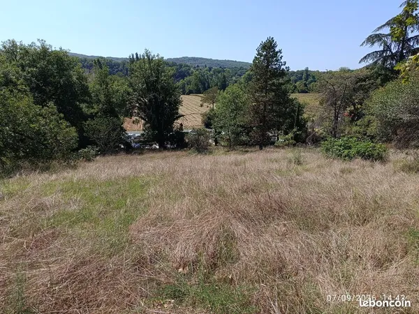 Terrain constructible