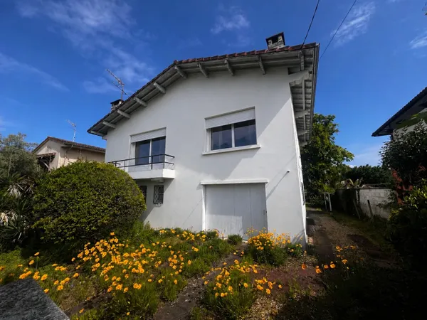 A vendre Maison avec travaux Nonères Mont de Marsan 4 chambres garage rénovation