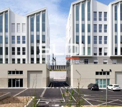 Bureaux 138 m²