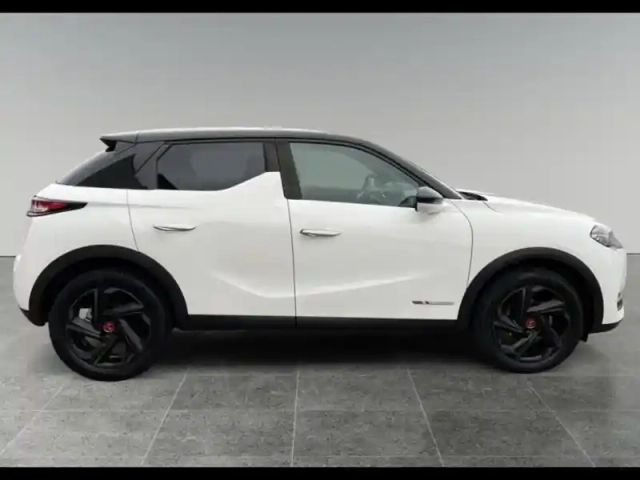 Ds Ds 3 crossback essence 100 performance line + caméra gps carplay radar av/ar 1ère main — photo 5