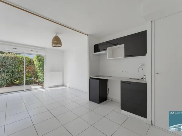 Studio vendu libre - Bordeaux Caudéran