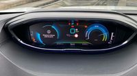 Peugeot 3008 HYBRID4 300ch GT e-EAT8 — photo 10