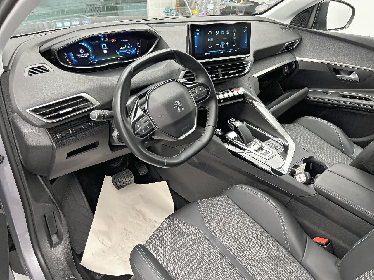 Peugeot 3008 hybrid 225 e-eat8 allure pack — photo 9