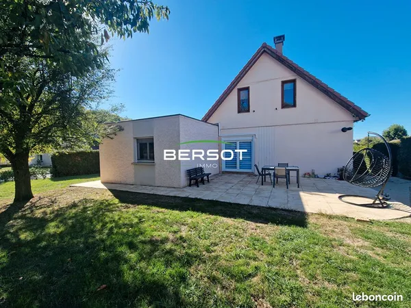 Maison 8 pièces 124 m²